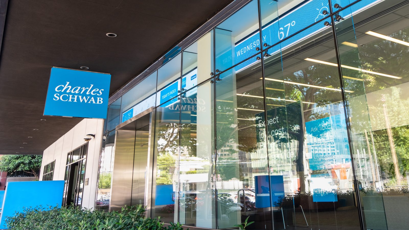 First Charles Schwab Crypto ETF Set to Launch Next Week - Blockworks